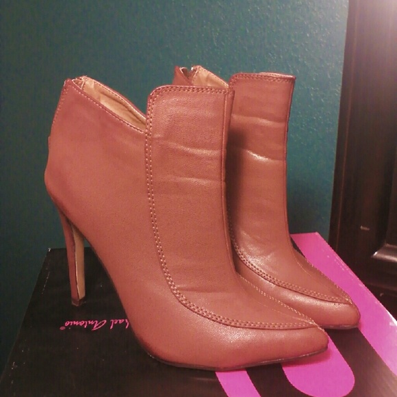 Michael Antonio Marilyn Cognac Ankle boots