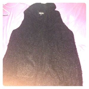 Fuzzy Hooded Vest