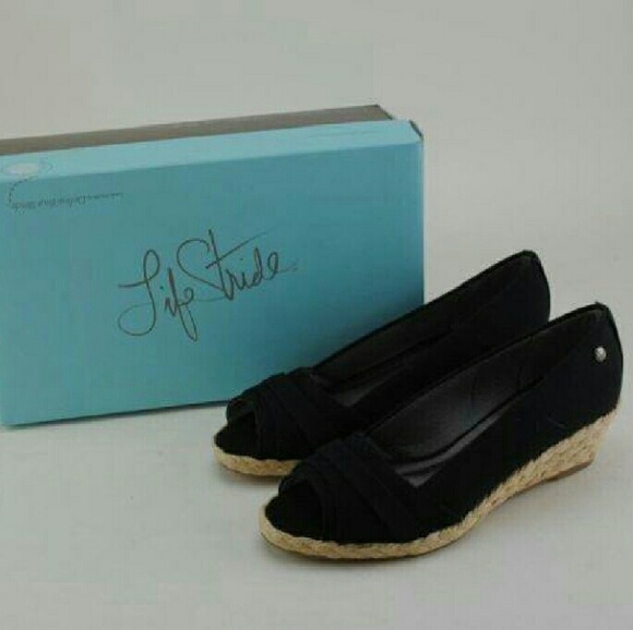 Lifestride Size 6 Shoes