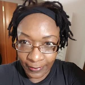 Meet your Posher, Deborah