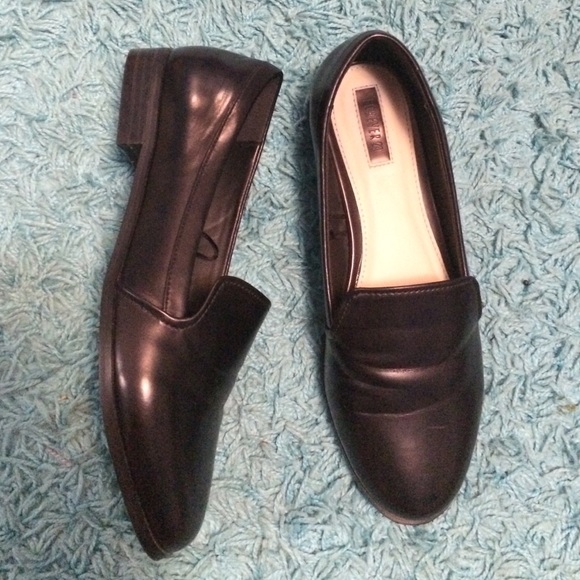 Forever 21 black loafers