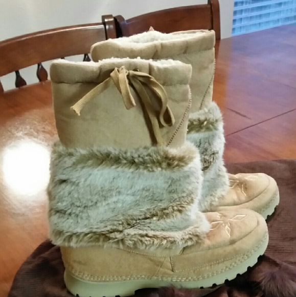 SALE! Furry Snow Bunny Boots!
