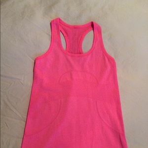 Lululemon Swiftly Tech Tank