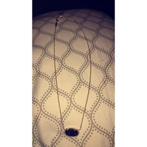 Kendra Scott necklace