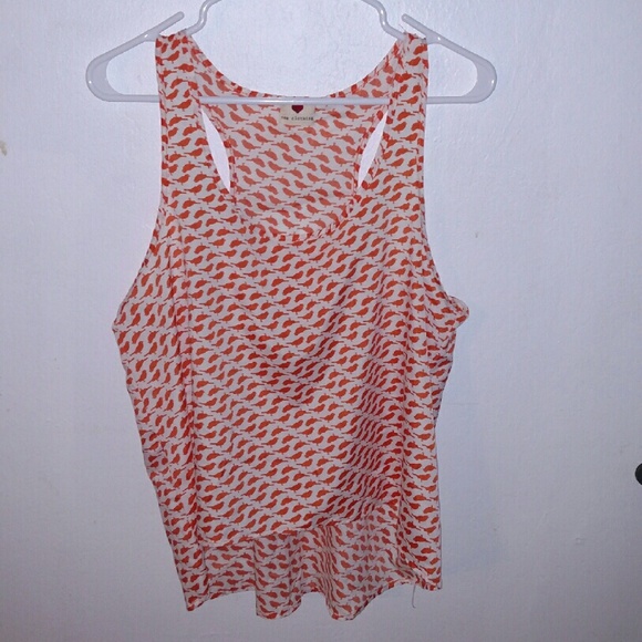 One clothing patterned sleeveless top
