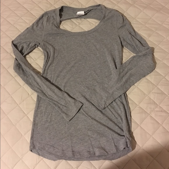 🎀PINK Open Back Long Sleeve Tee🎀