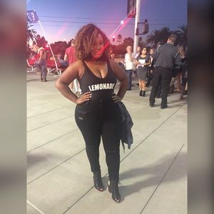 Swimsuit (worn as a body)