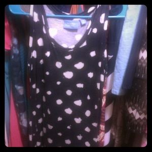Simply Vera polka dot top
