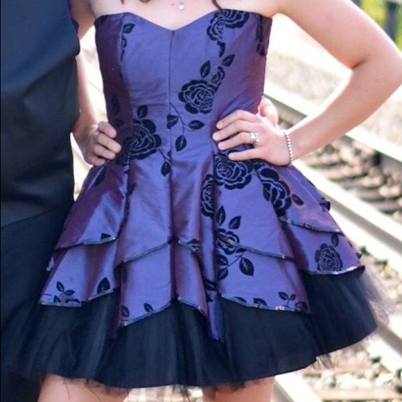 Sleeveless Plum Prom Dress