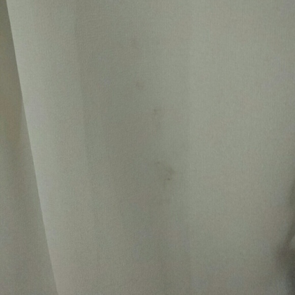 Cute top - Picture 3 of 3