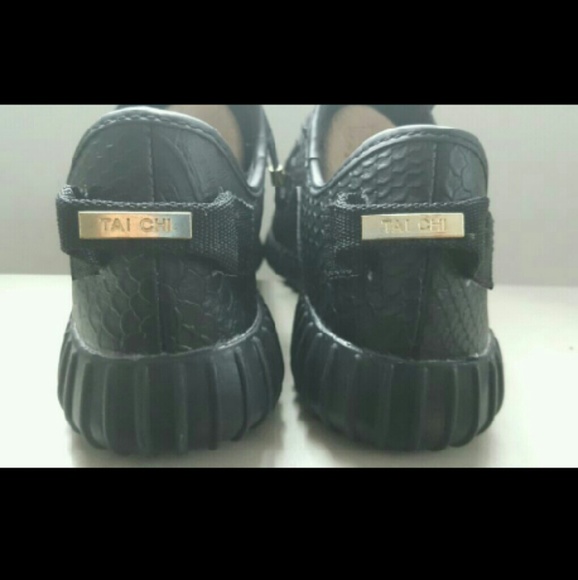 yeezy BOOST 350 leather(exclusive only)