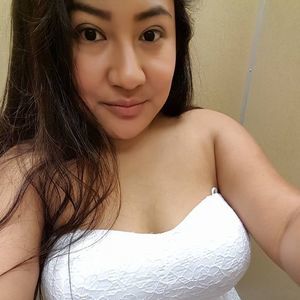 Meet your Posher, Dalia