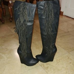 Colin Stuart Wedged Boots
