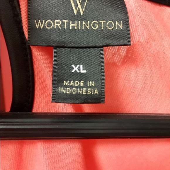 Faux Leather-Lined Blouse w/Lace Overlay❤️ - Picture 4 of 4