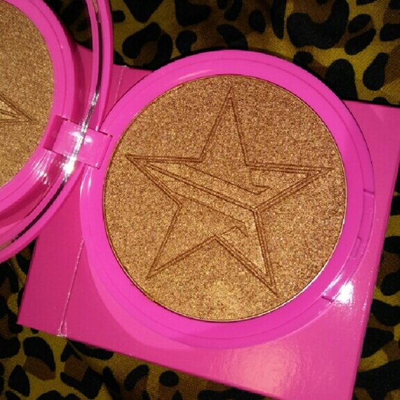 Dark horse jeffree star