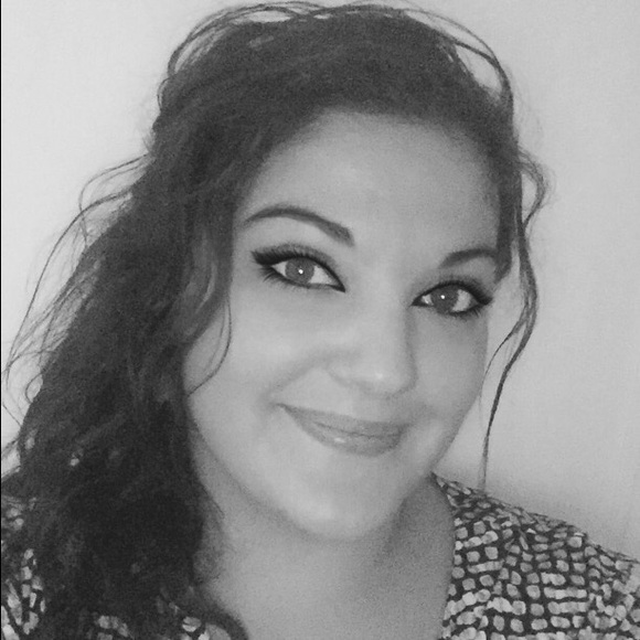 Meet your Posher, Sanya