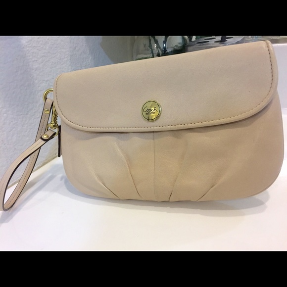 Coach Wristlet/Pouch