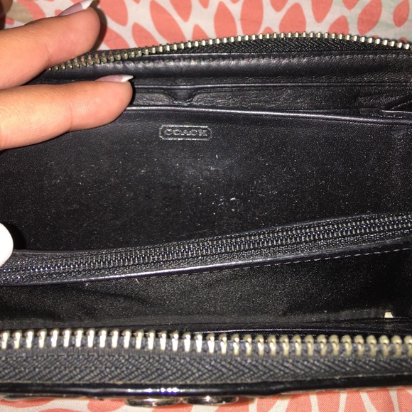 Coach Wallet - Picture 3 of 3