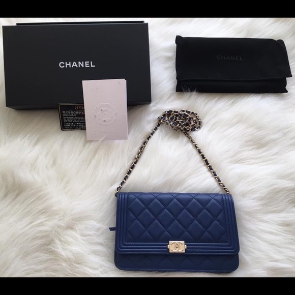 RARE Chanel WOC Navy Caviar Leather - Picture 2 of 4