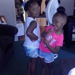 Meet your Posher, Britney