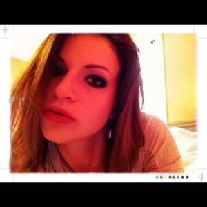 Meet your Posher, Natalie