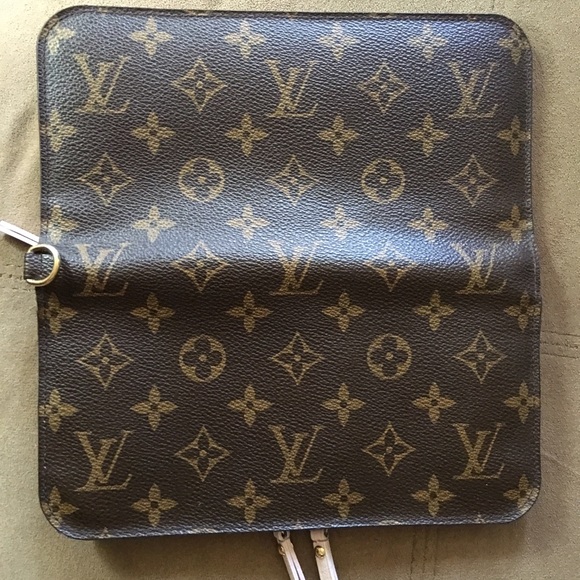 Authentic Insolite Louis Vuitton Wallet.. - Picture 2 of 4