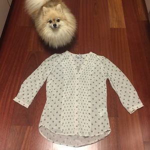 H&M 3/4 sleeves, v-neck shirt