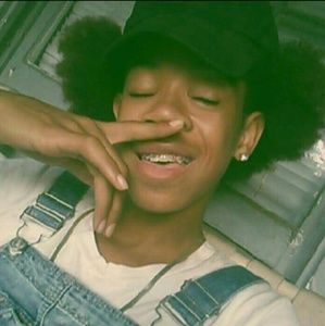 Meet your Posher, Malik