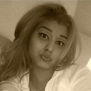 Meet your Posher, Angelica