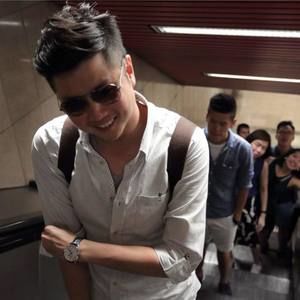 Meet your Posher, Christopher