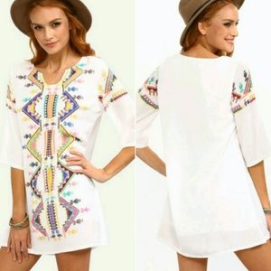 NEW ARRIVAL! WHITE TRIBAL PRINT TUNIC DRESS LG XL