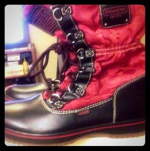 ☆SOLD☆Coach winter boots very cute size 7.5 ladies
