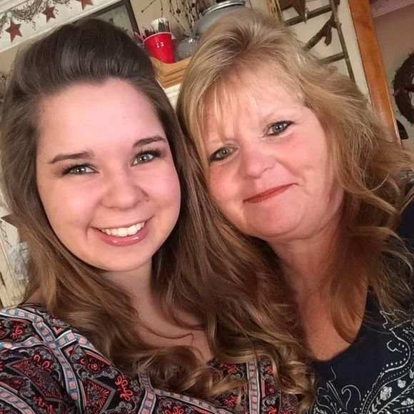 Meet your Posher, Kellie