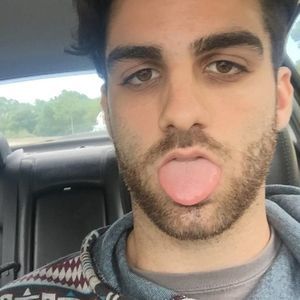 Meet your Posher, Chuck