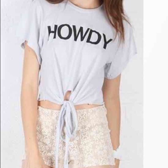 ❌SOLD❌ WILDFOX "Howdy" Crop Tee - Picture 1 of 3