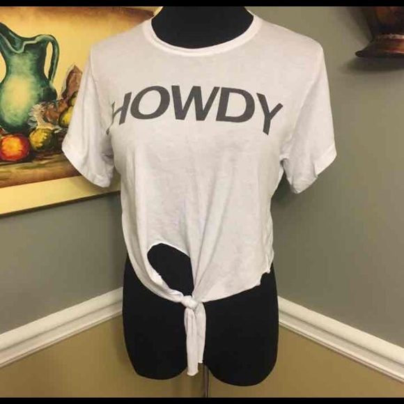 ❌SOLD❌ WILDFOX "Howdy" Crop Tee - Picture 2 of 3