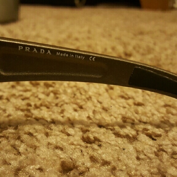 Prada Luxury Sunglasses - Picture 3 of 4