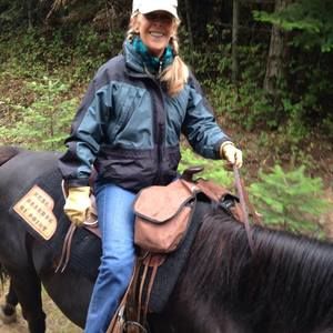 Meet your Posher, Connie