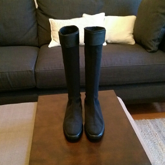 Boots - 3/4 mid/high calf black quality boots