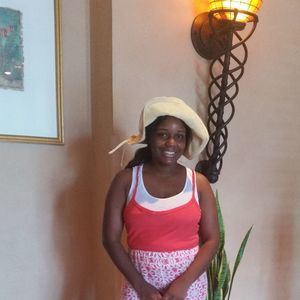 Meet your Posher, Stacy