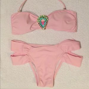 Cheeky, strappy, soft pink bikini! 👙❤️