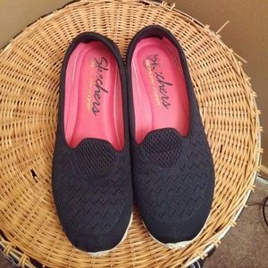 Skecher slip on