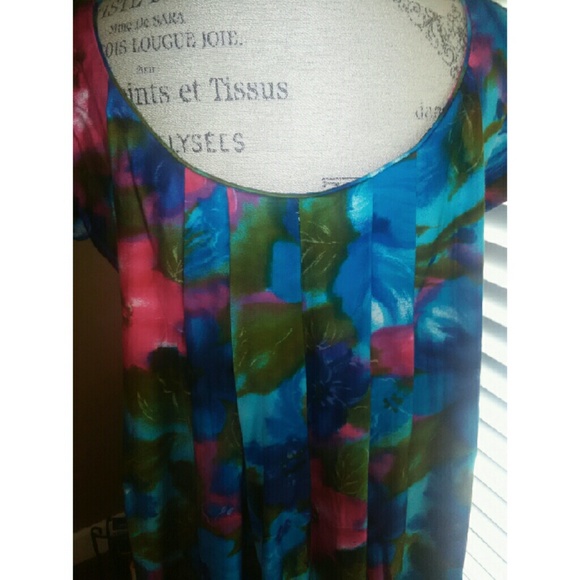 Floral Vintage Gown - Picture 4 of 5