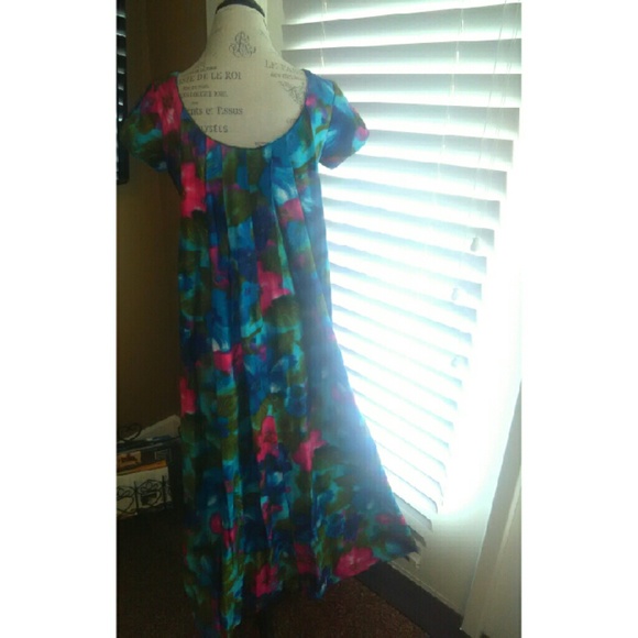 Floral Vintage Gown - Picture 5 of 5