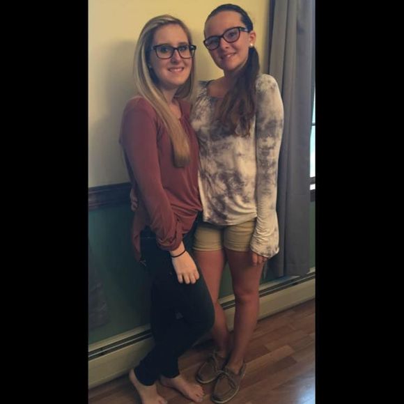 Meet your Posher, Caitlin - Picture 1 of 1