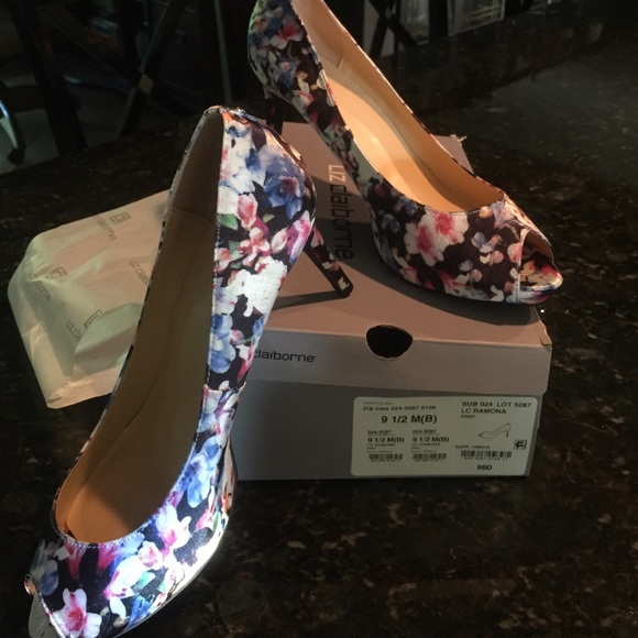 Liz Claiborne peep toe heels