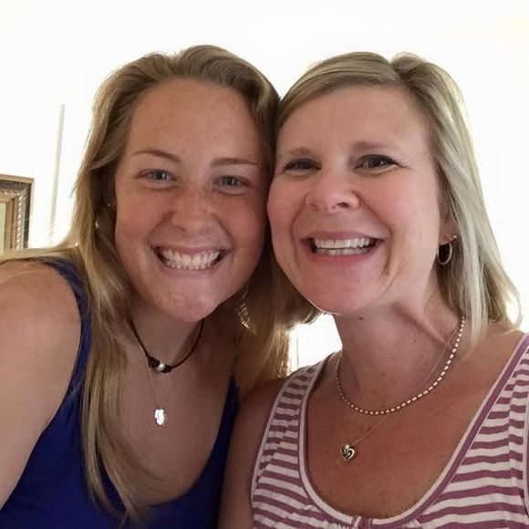 Meet your Posher, Ronda - Picture 1 of 1