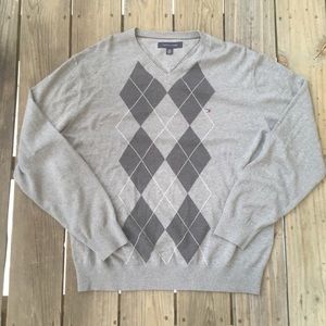 Tommy Hilfger V-Neck Argyle Sweater