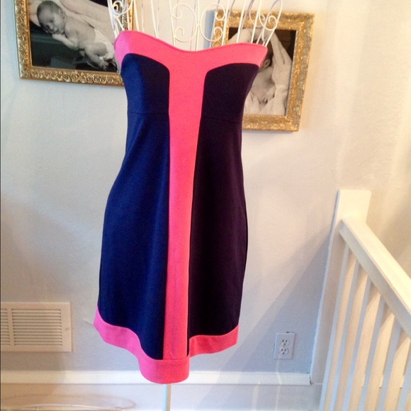 SOLD EUC Lilly Pulitzer navy & hot pink dress
