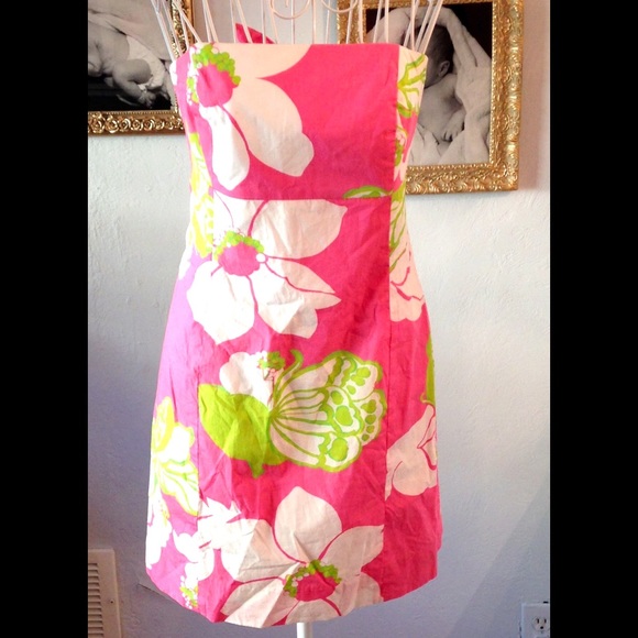 SOLD EUC Lilly Pulitzer She's a piston floral - Picture 1 of 2
